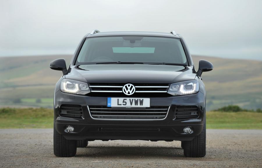  Volkswagen Touareg V6 TDi 2010 года  (UK) (фото 18 из 35)